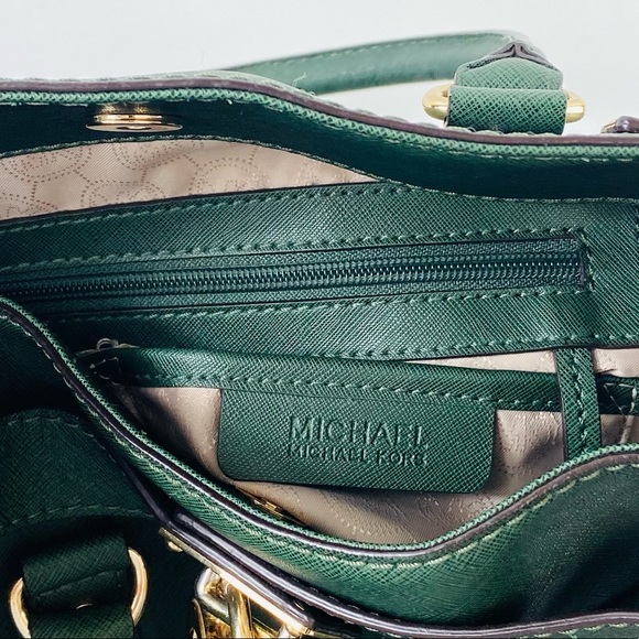 MICHAEL MICHAEL KORS HAMILTON SAFFIANO TOTE - Picture 10 of 12